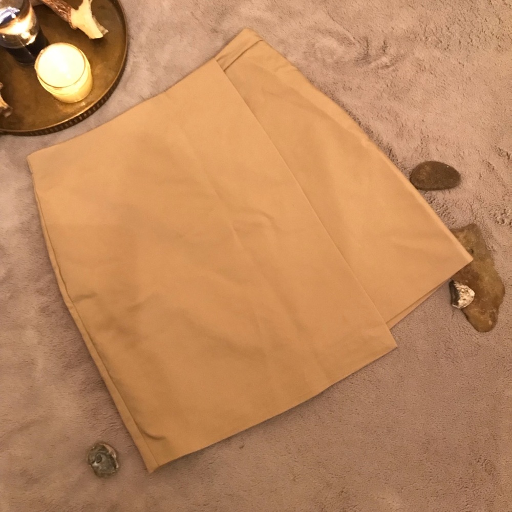 PHILOSOPHY Beige Mini Skirt Size 6 New with Tags